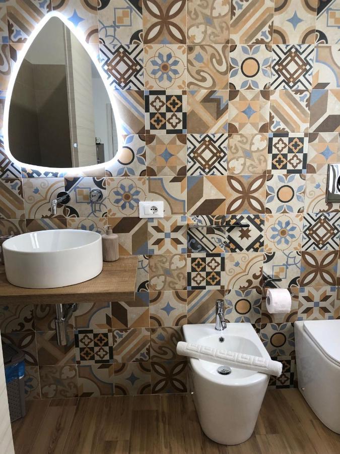 Charme Apartments Трапани Экстерьер фото
